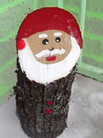 Confection d'un père Noël en rondins de bois