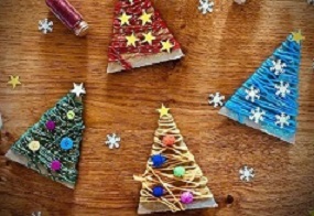 Fabrication de décorations de Noël à suspendre